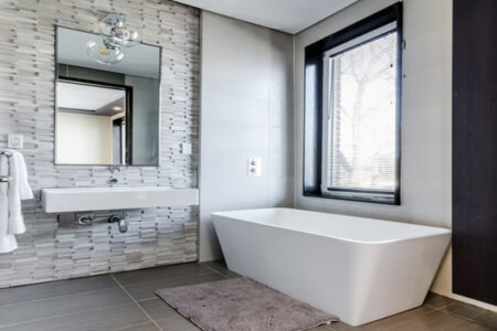 Last Minute Bathroom Clean